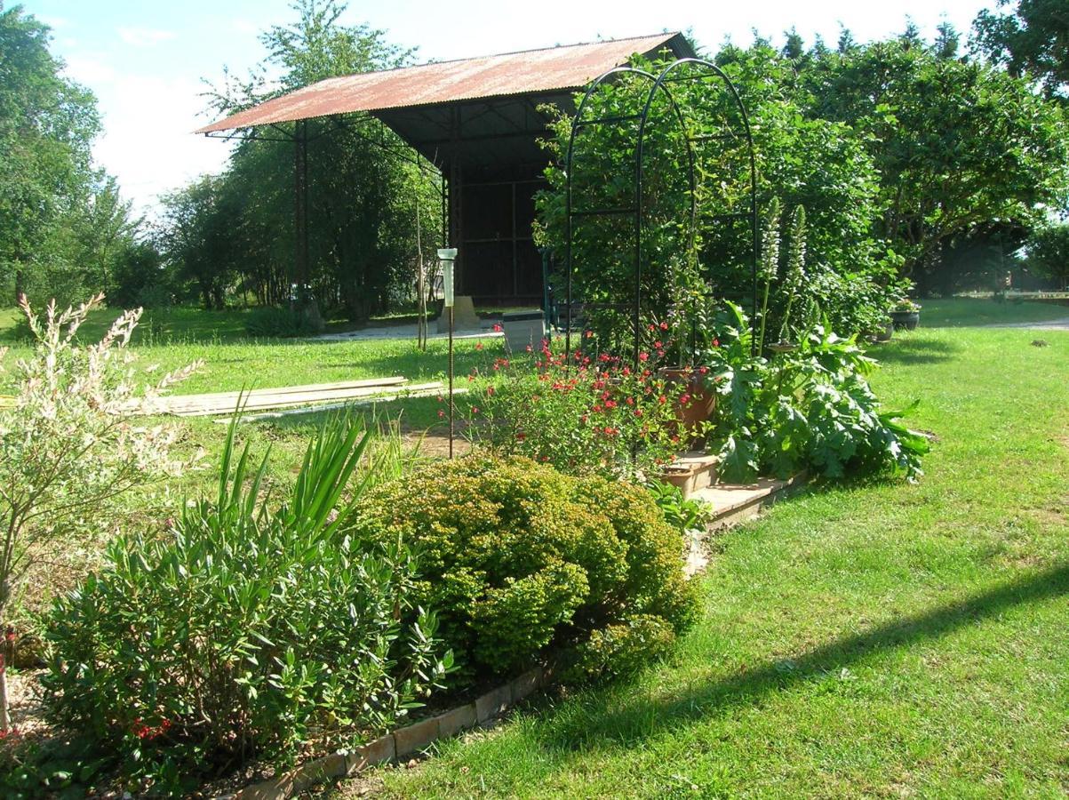 La Boulaye Bed & Breakfast Beaulieu-sur-Loire ภายนอก รูปภาพ